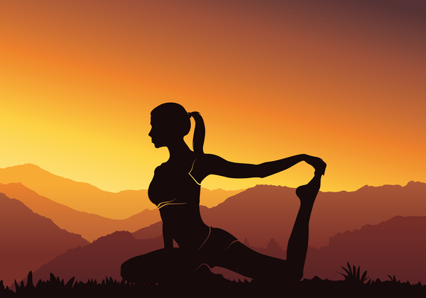 yoga silhouette coucher de soleil 
